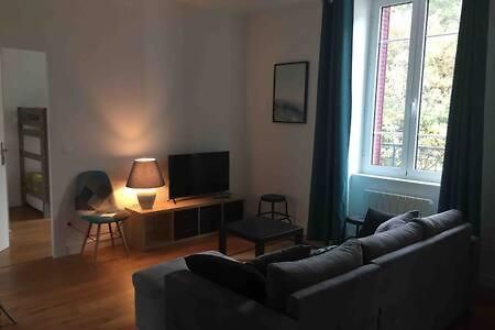 Magnifique Et Lumineux Appartement Au Coeur Du Sancy 圣内克泰尔 外观 照片