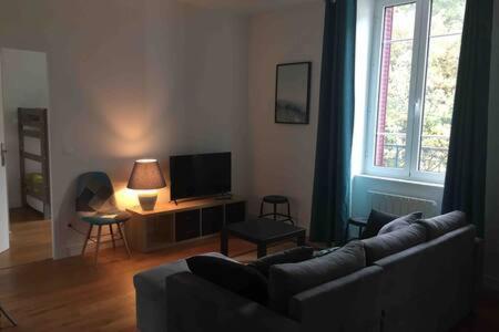 Magnifique Et Lumineux Appartement Au Coeur Du Sancy 圣内克泰尔 外观 照片